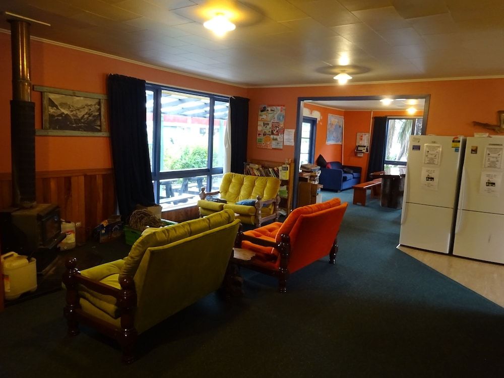 Glow Worm Accommodation - Hostel 2