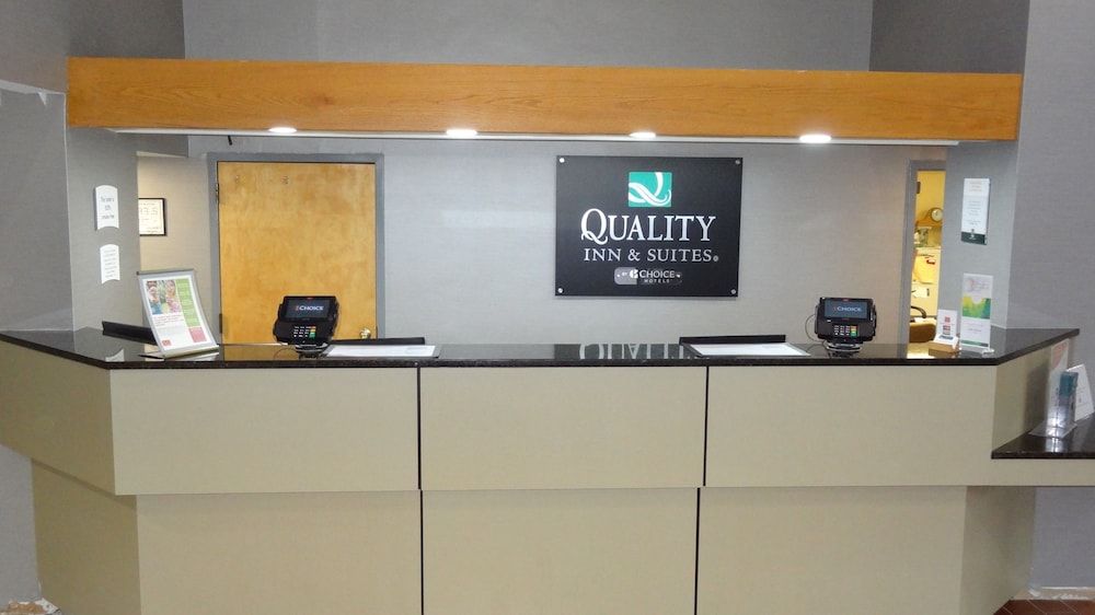 Quality Inn & Suites Raleigh North 2