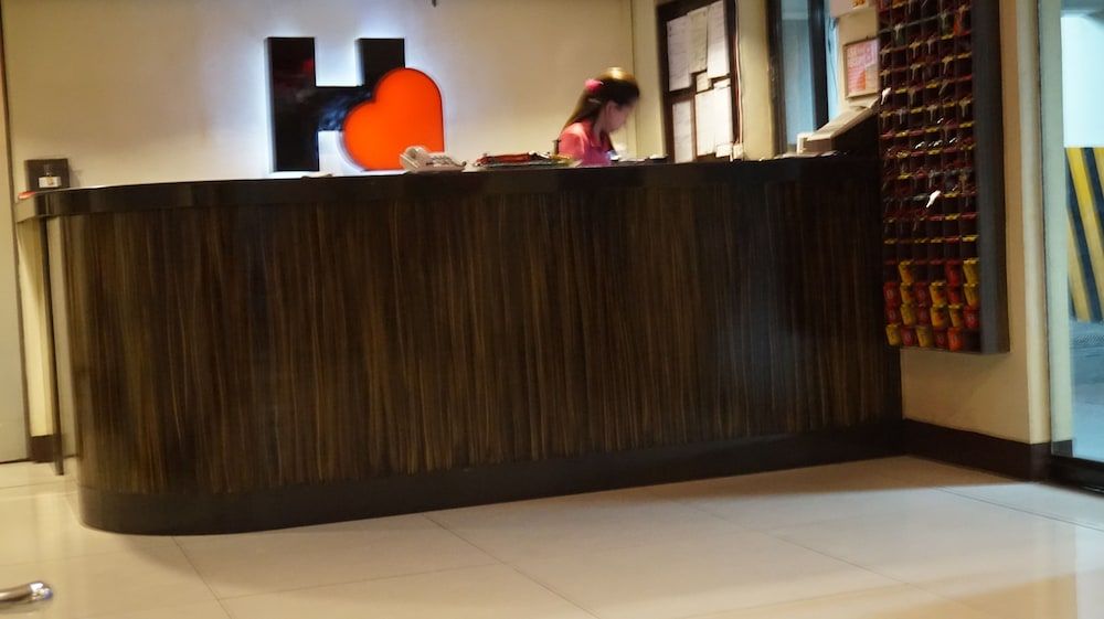 Harts Hotel Quezon City 2