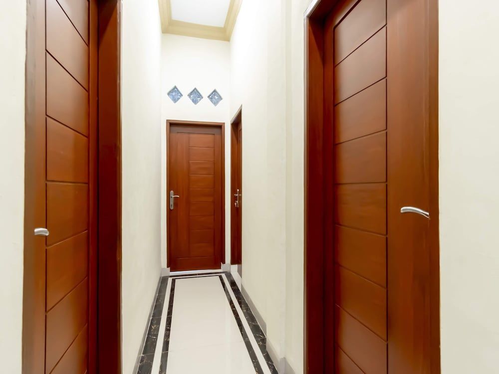 Capital O 1585 Ring Road Residence 3