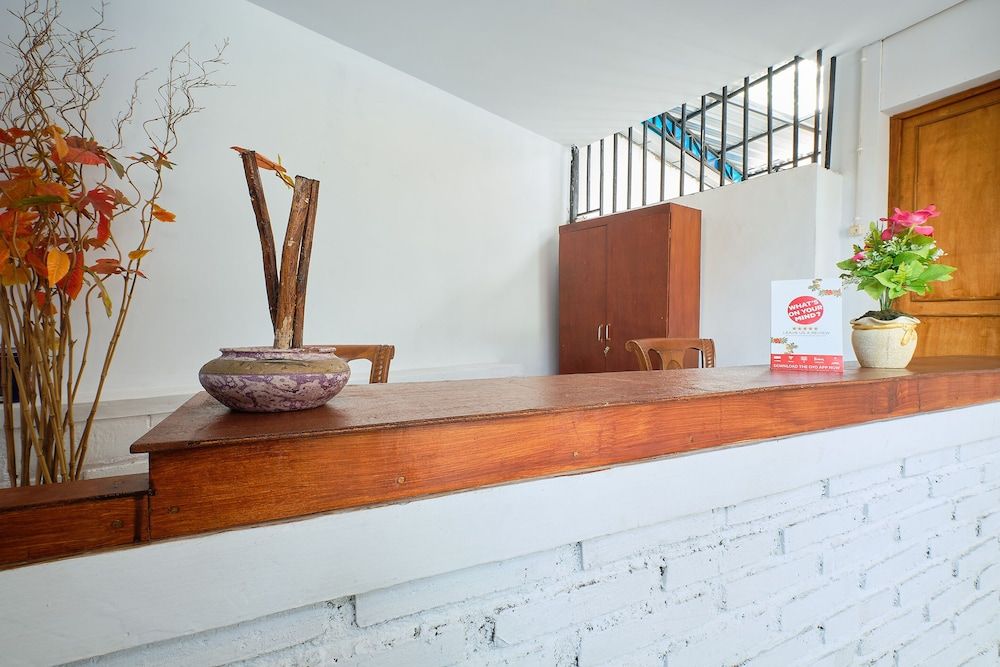 OYO 2519 Mayang Garini 3