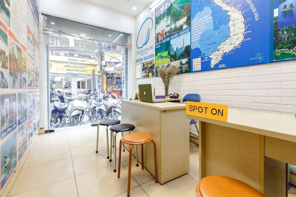 OYO 604 Queen Hotel 3