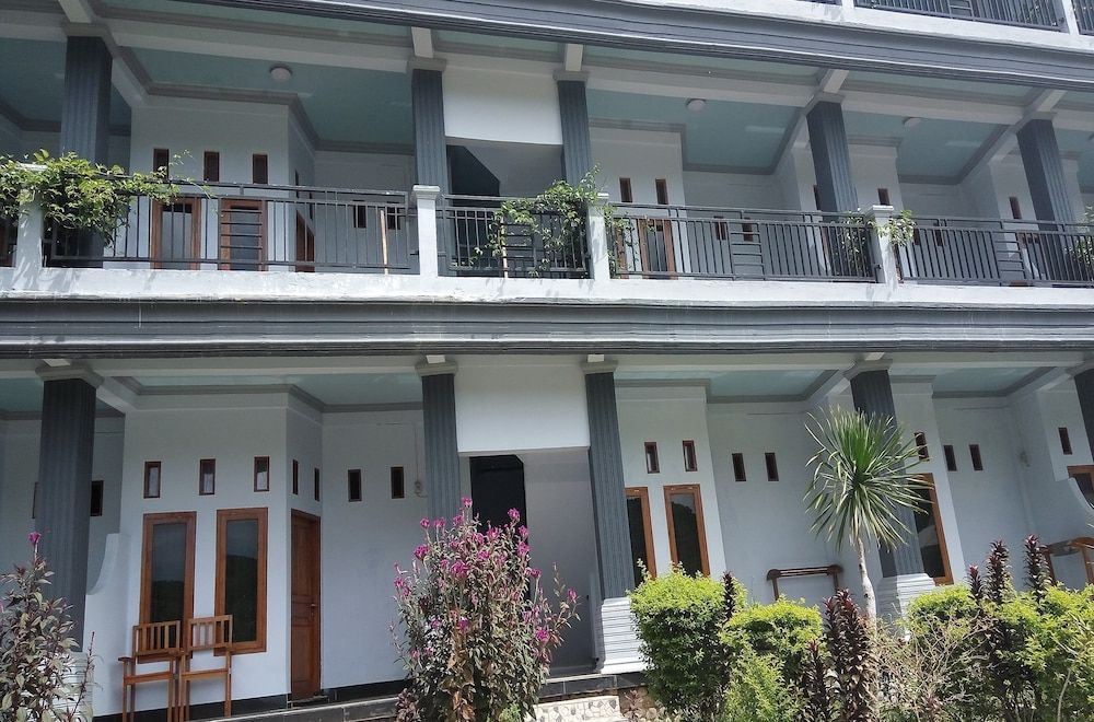 Kasuwari Hotel -1 estrellas en Labuan Bajo