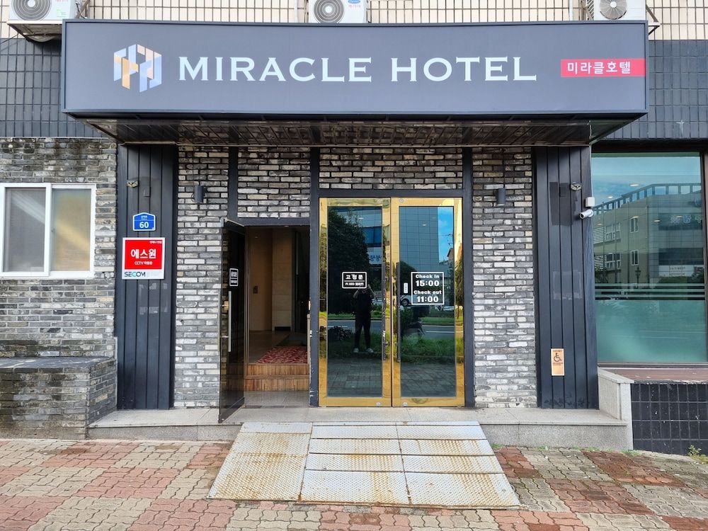 Jeju Miracle Hotel 3 estrellas en Jeju