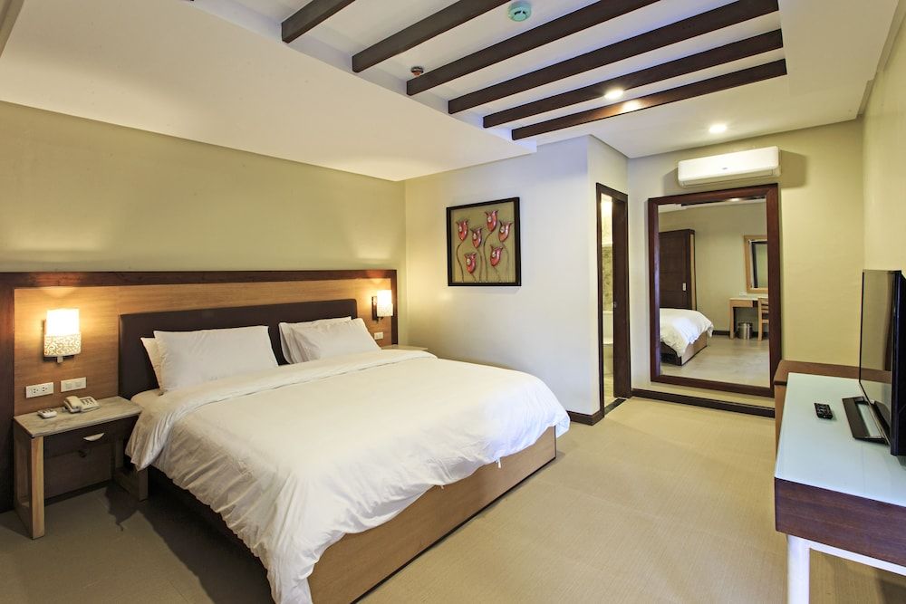 Cebu Westown Lagoon - South Wing 2