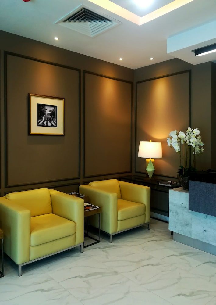 The Loft Plaza Hotel 3