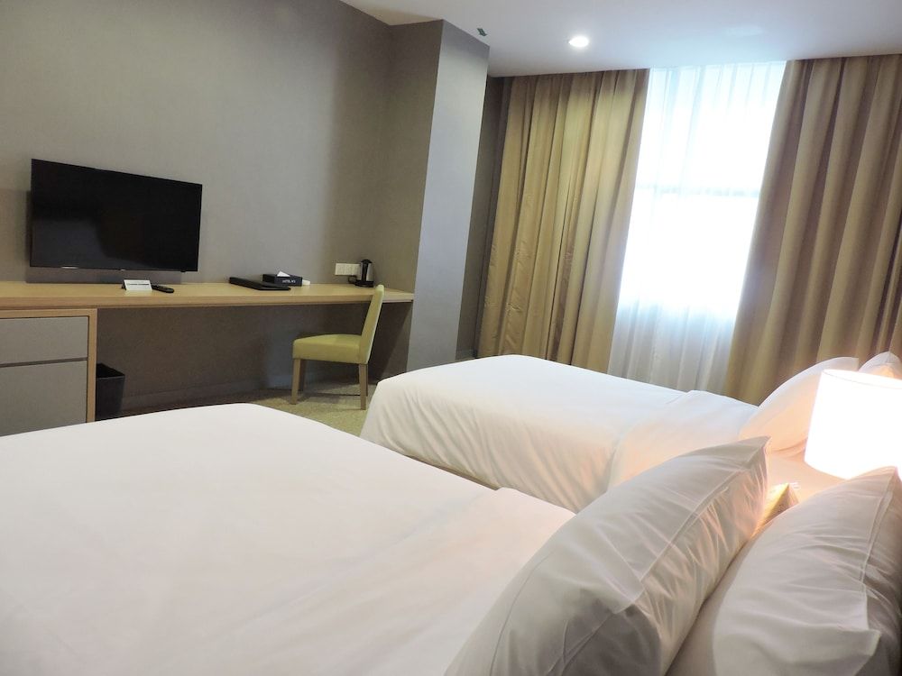Hotel N°5 3