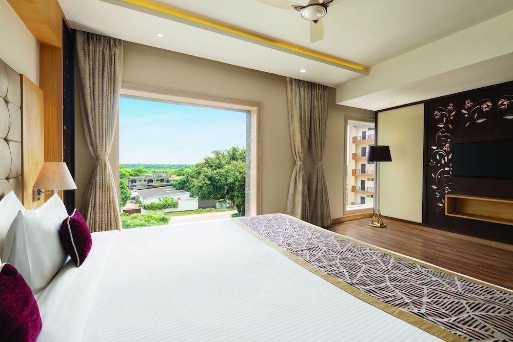 Ramada by Wyndham Varanasi Katesar 3