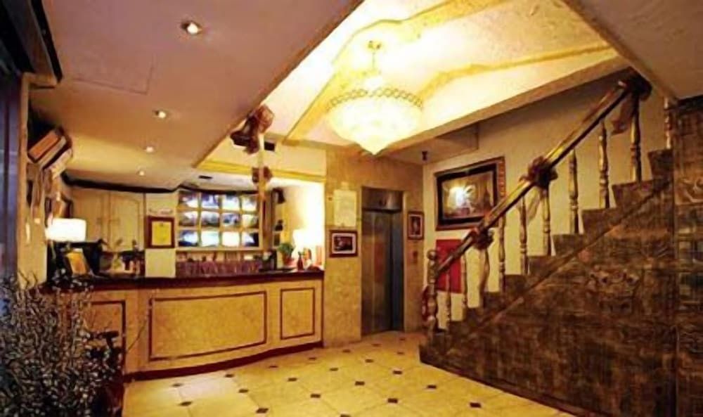 Aloha Hotel Keelung 3