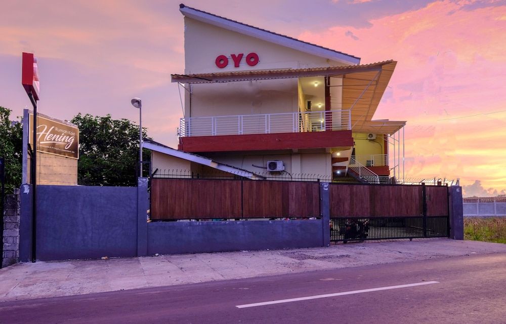 OYO 2450 Hening Homestay Near Pantai Tanjung Bias