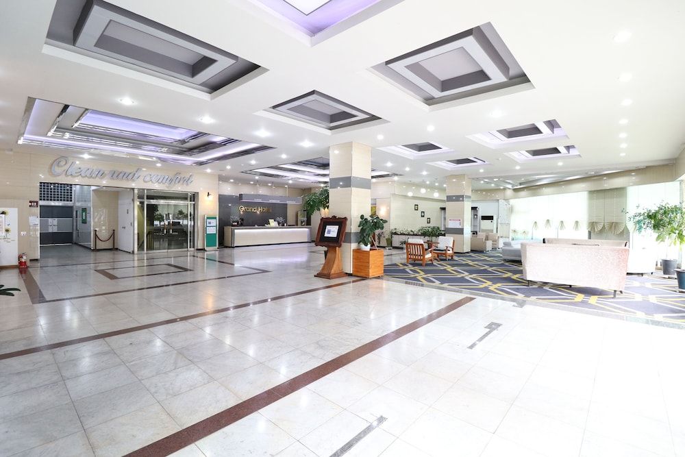 Chungju Grand Hotel