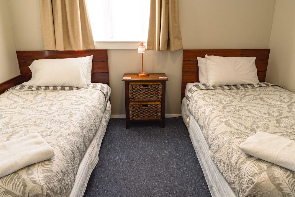 Burkes Pass Country Motel 2