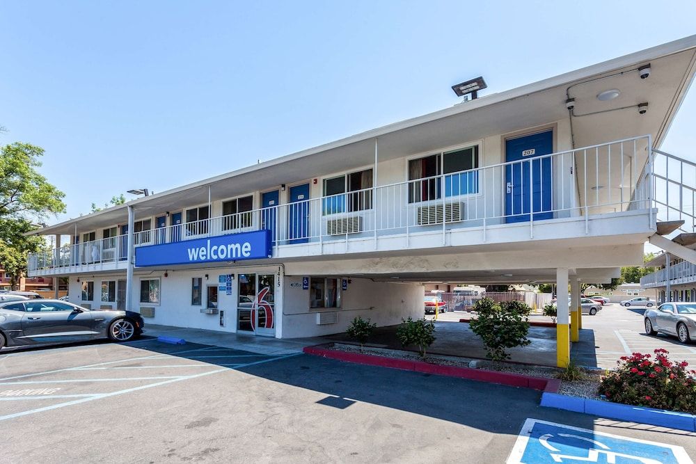 Motel 6 Sacramento, CA - Downtown 2 estrelas em Sacramento