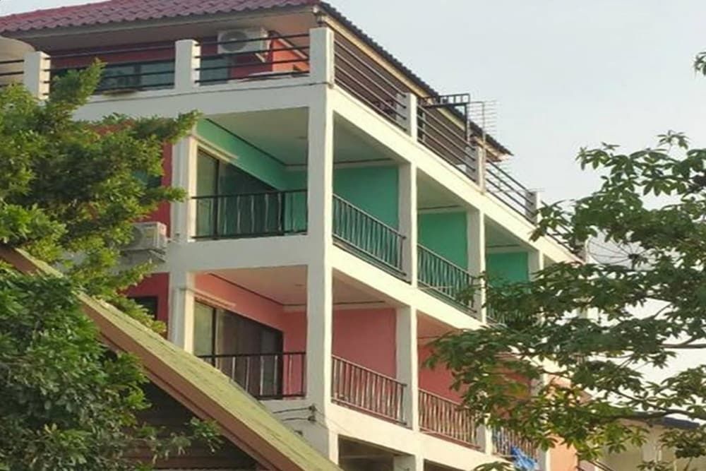 Ocean View Resort - Koh Sichang -1 estrellas en Chonburi