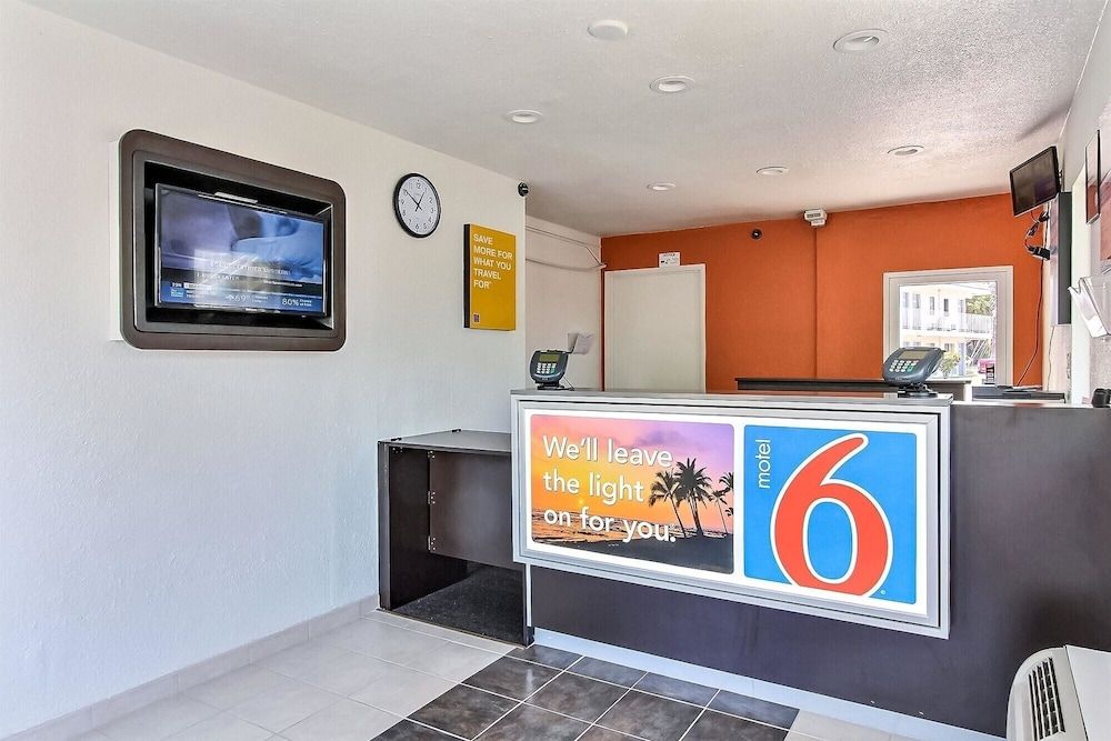 Motel 6 Campbell, CA - San Jose 3