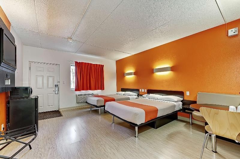 Motel 6 Chicago West Villa Park 2 estrelas em Chicago