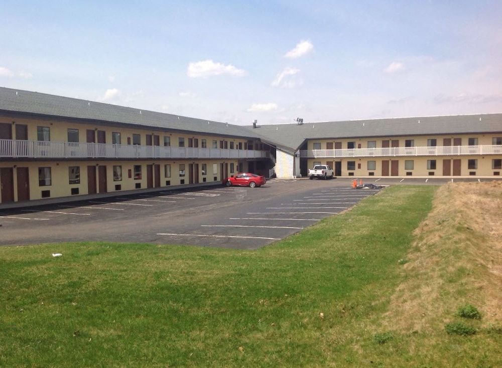 Hilltop Inn 3 estrelas em Pittsburgh