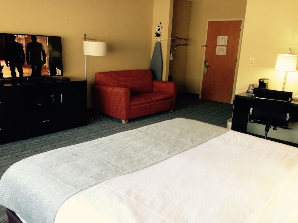 Cherokee Grand Hotel 3