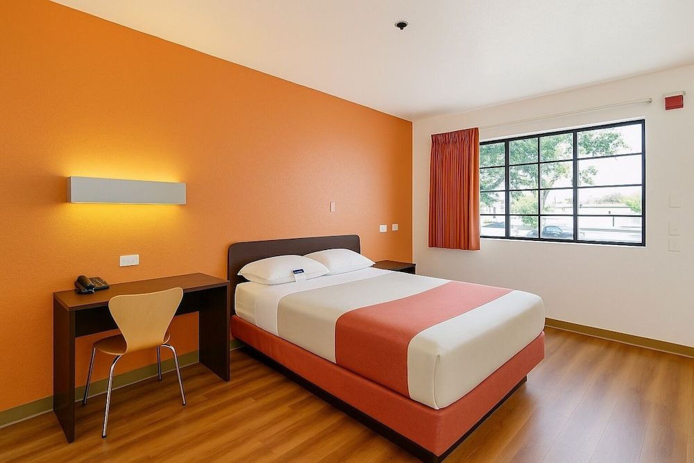 Motel 6 Thousand Oaks, CA 3