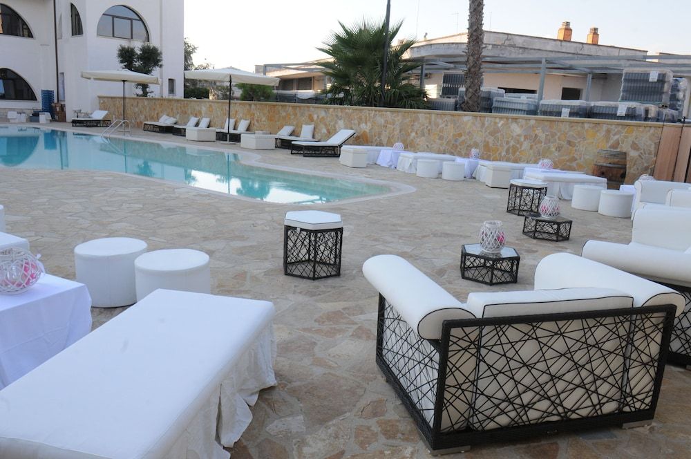 Leone De Castris Wine Hotel 1