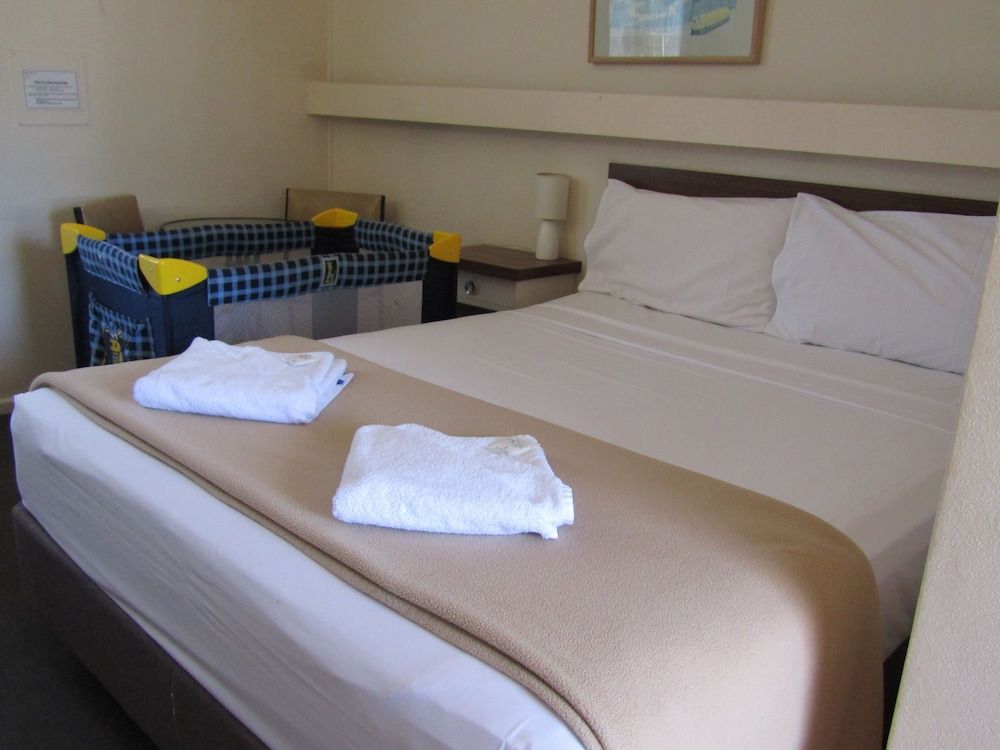 Twin City Motor Inn 3