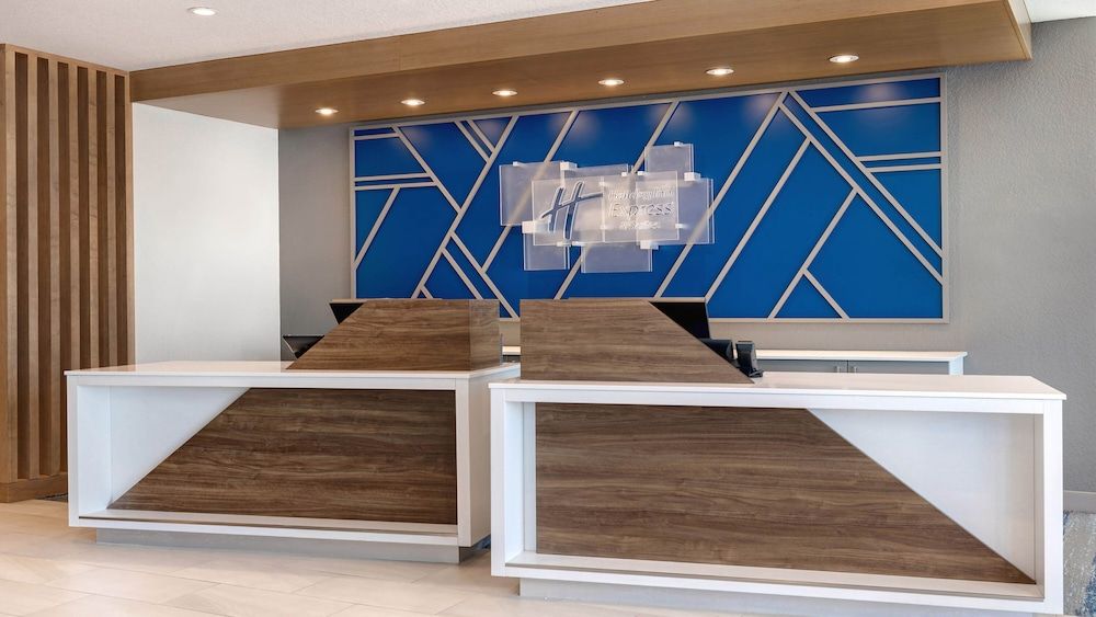 Holiday Inn Express & Suites Ontario - Chino Hills by IHG 3