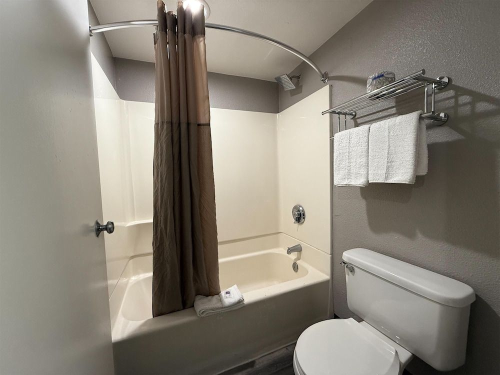 Motel 6 Tacoma, WA - South 2 estrelas em Tacoma