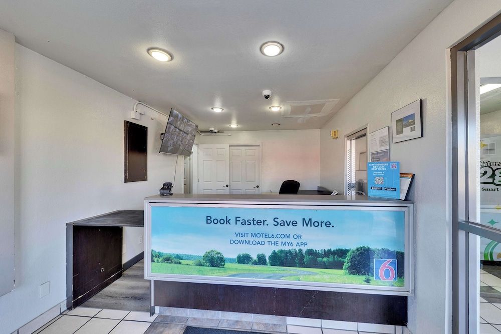 Motel 6 Austin, TX - Airport - South 2