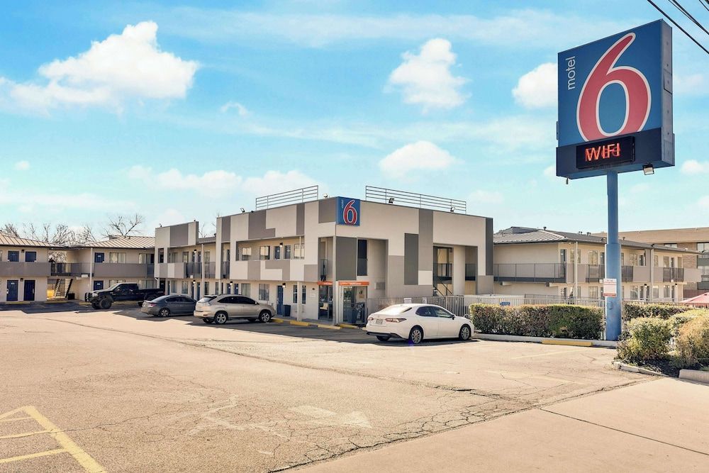 Motel 6 Austin, TX - Airport - South 2 estrellas en Austin