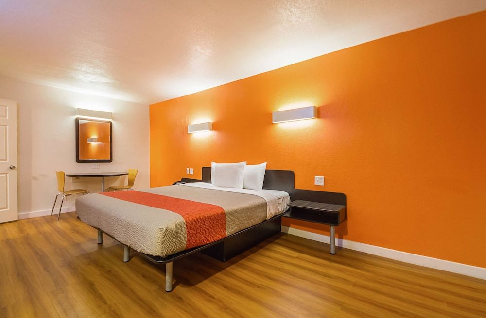 Motel 6 Garland, TX - Northeast Dallas 3