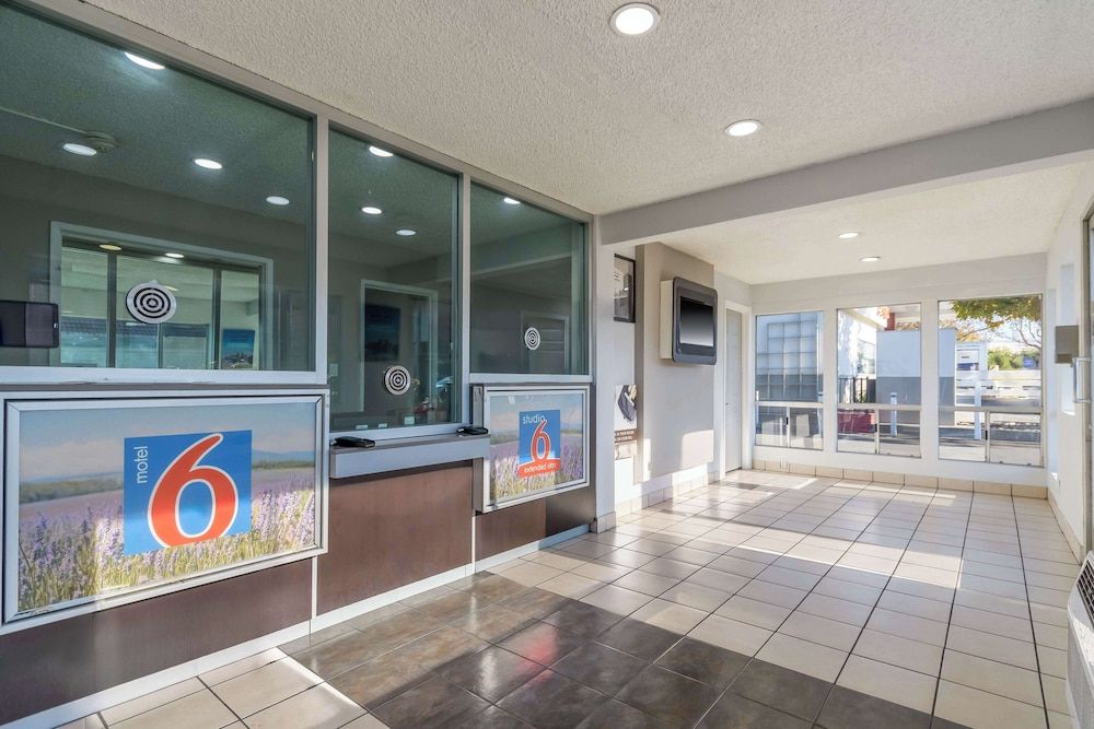Motel 6 Hayward, CA – Silicon Valley Gateway 2