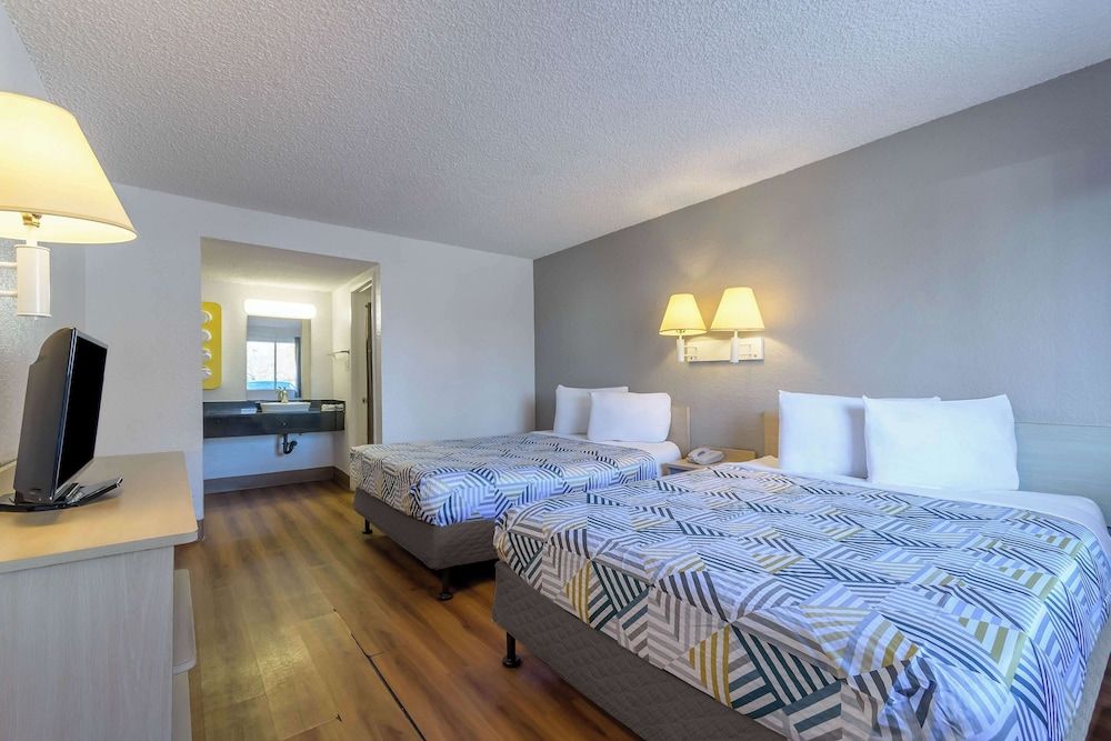 Motel 6 Hayward, CA – Silicon Valley Gateway 3