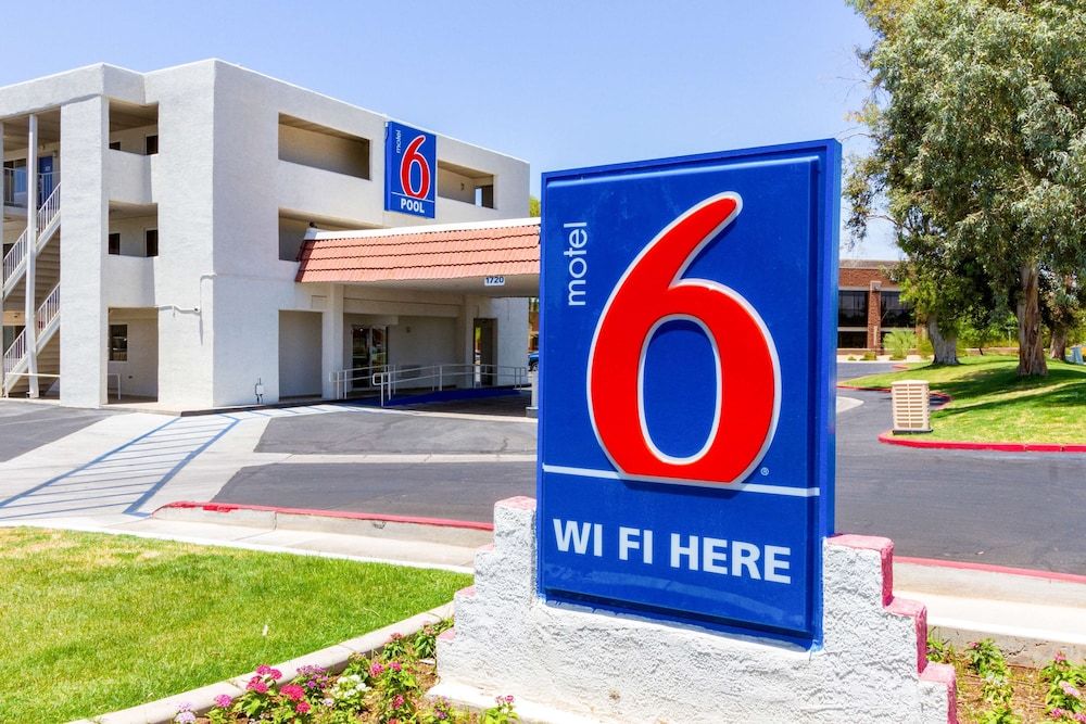 Motel 6 Tempe, AZ – Phoenix Airport – Priest Dr 2 estrelas em Tempe