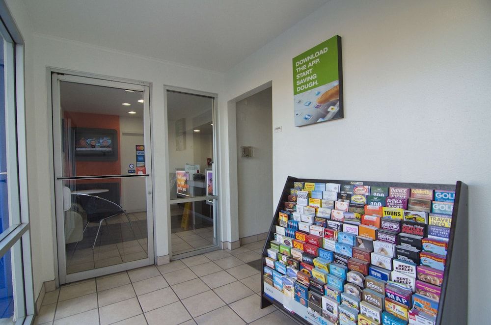 Motel 6 Indio, CA - Palm Springs 2