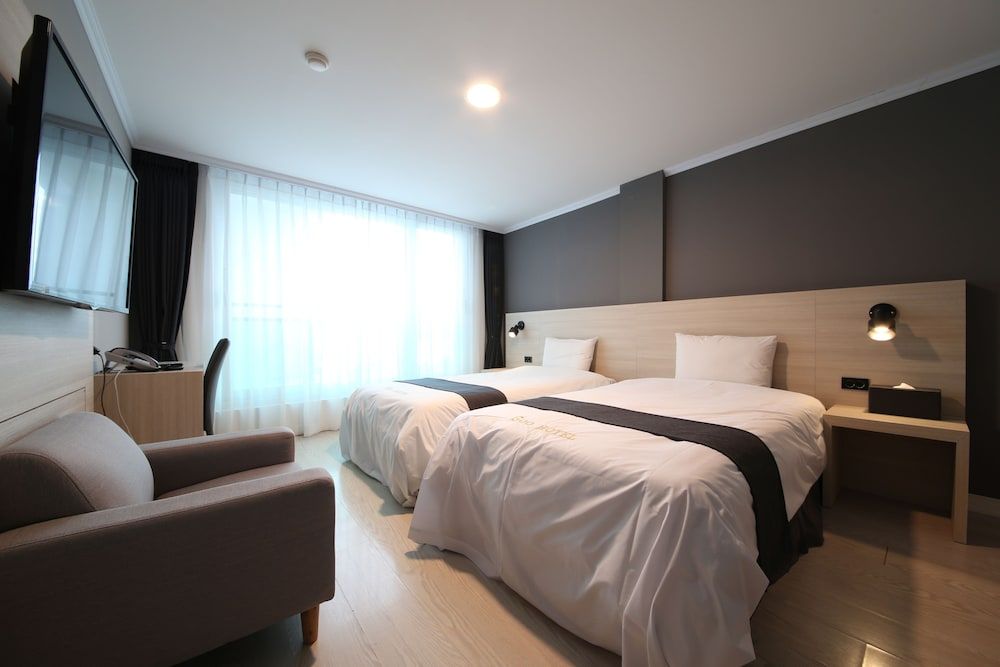 Gyeongpo Soo Hotel 2