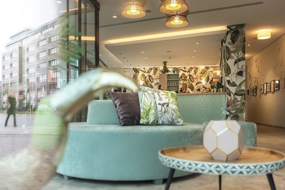 Holiday Inn - the niu, Crusoe Bremen Airport by IHG -1 estrellas en Bremen