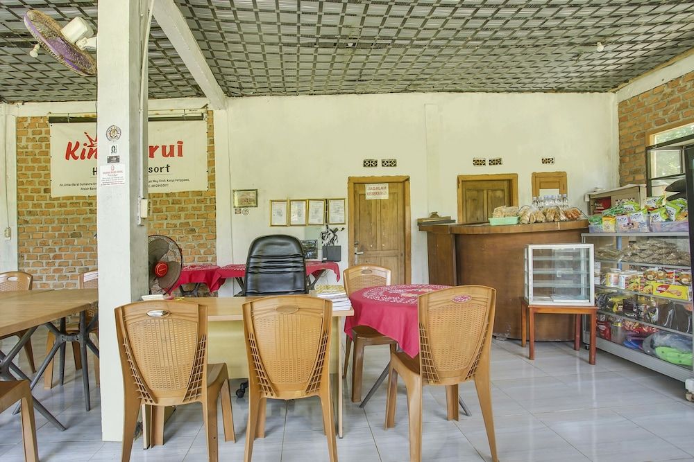 OYO 2246 Anjung Bang Oking Hotel & Resort 3