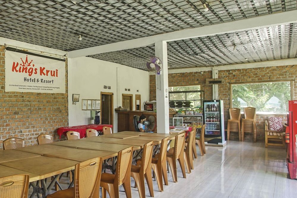 OYO 2246 Anjung Bang Oking Hotel & Resort 2