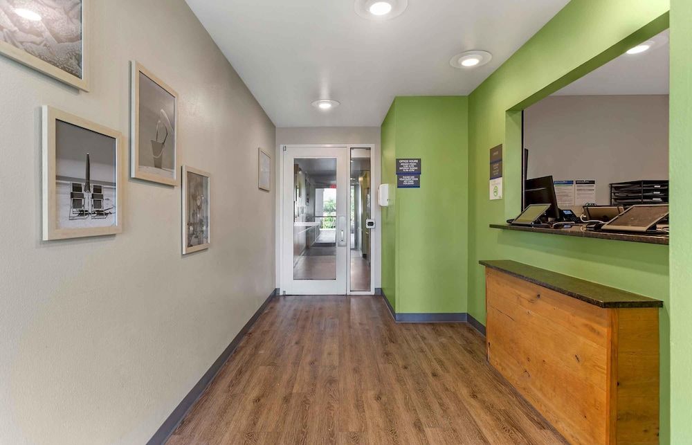 Extended Stay America Select Suites - Fort Myers 3