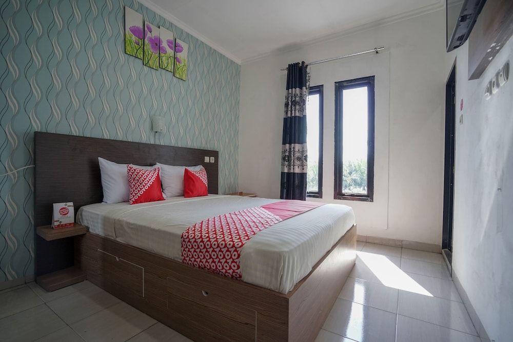 Hotel O Green Palm Kostel Syariah 2 estrellas en Lubuklinggau