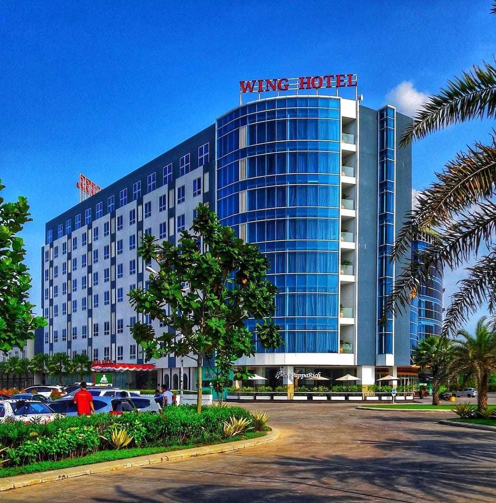 Wing Hotel Kualanamu Airport 3 estrellas en Medan