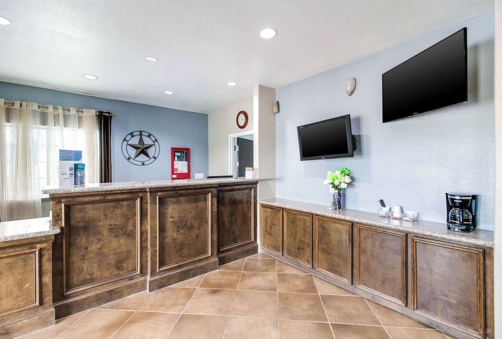 Rodeway Inn & Suites Port Arthur - Groves 3