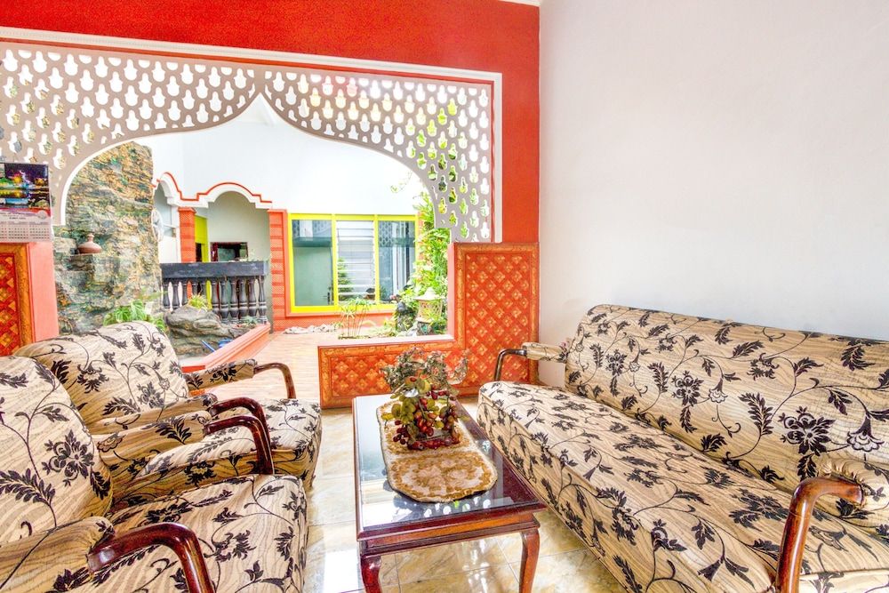 OYO 3074 Orange Inn 2