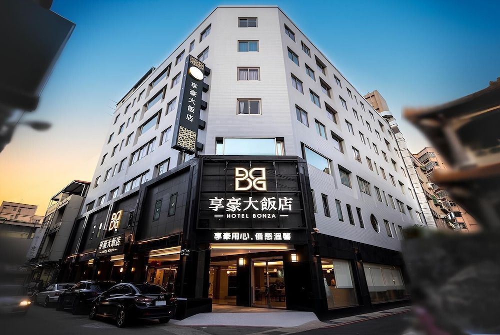 Hotel Bonza 4 estrelas em Zhubei