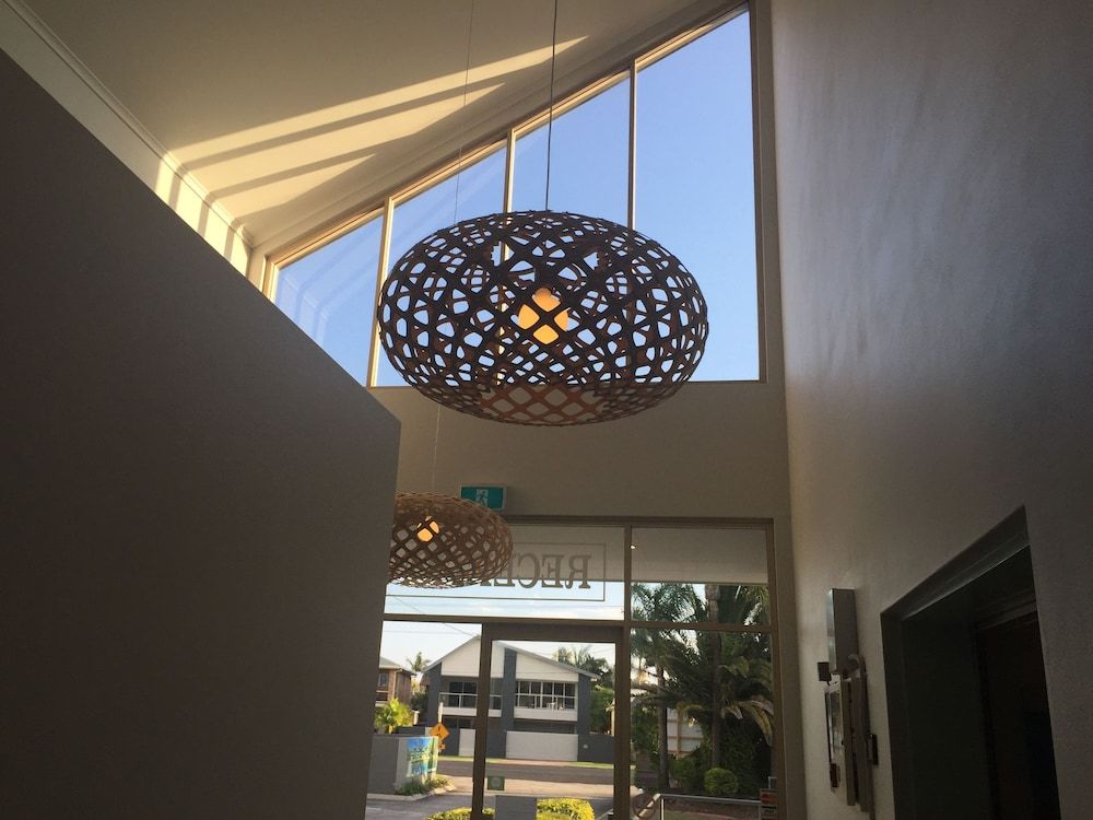 Moby Dick Waterfront Resort Motel 2