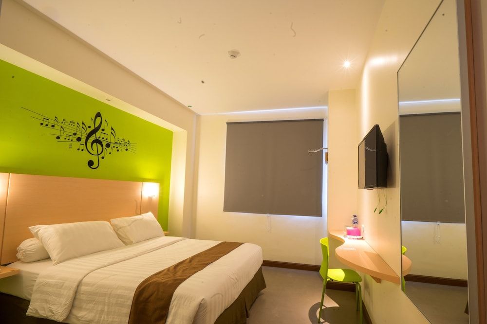 Front One Hotel Jayapura 3