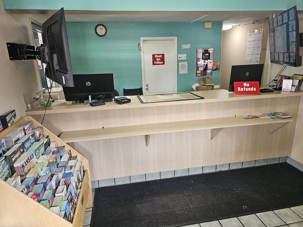 Travel Inn By OYO Omaha 3