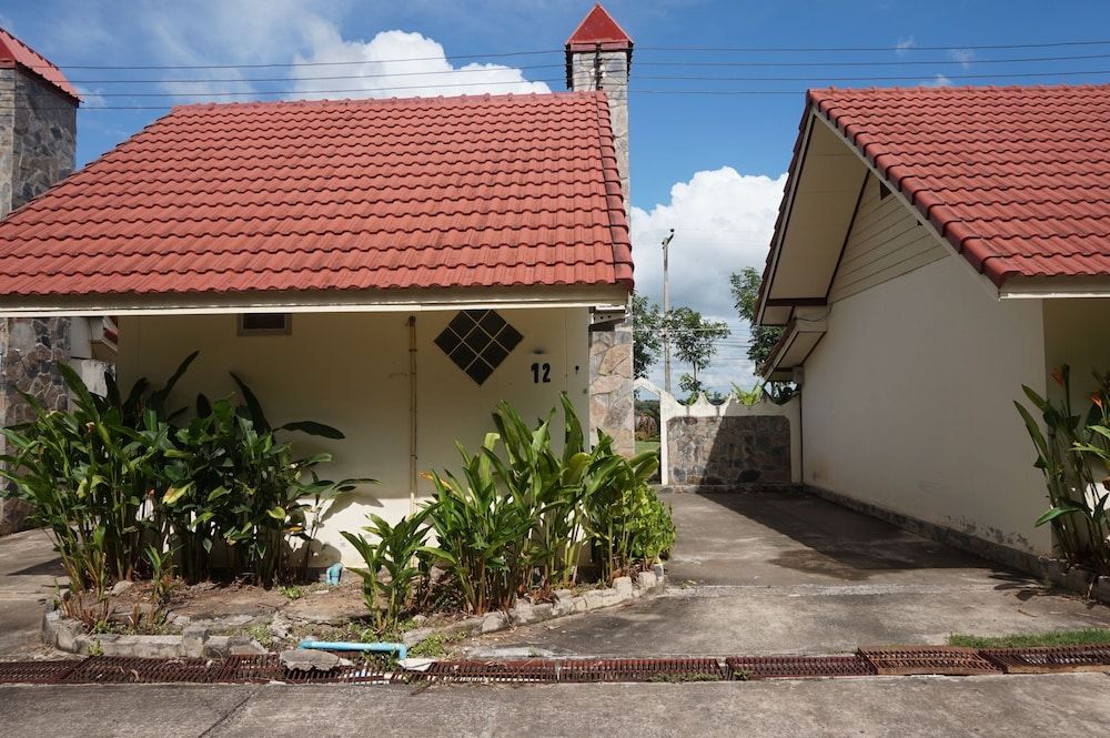 Ratchapreuk Resort 2