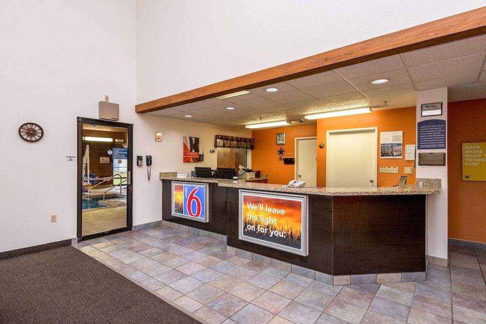Motel 6 Waterloo, IA 2
