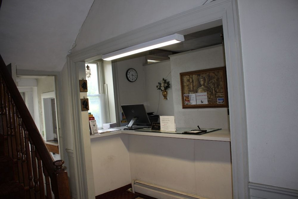 Hometown  Inn 2